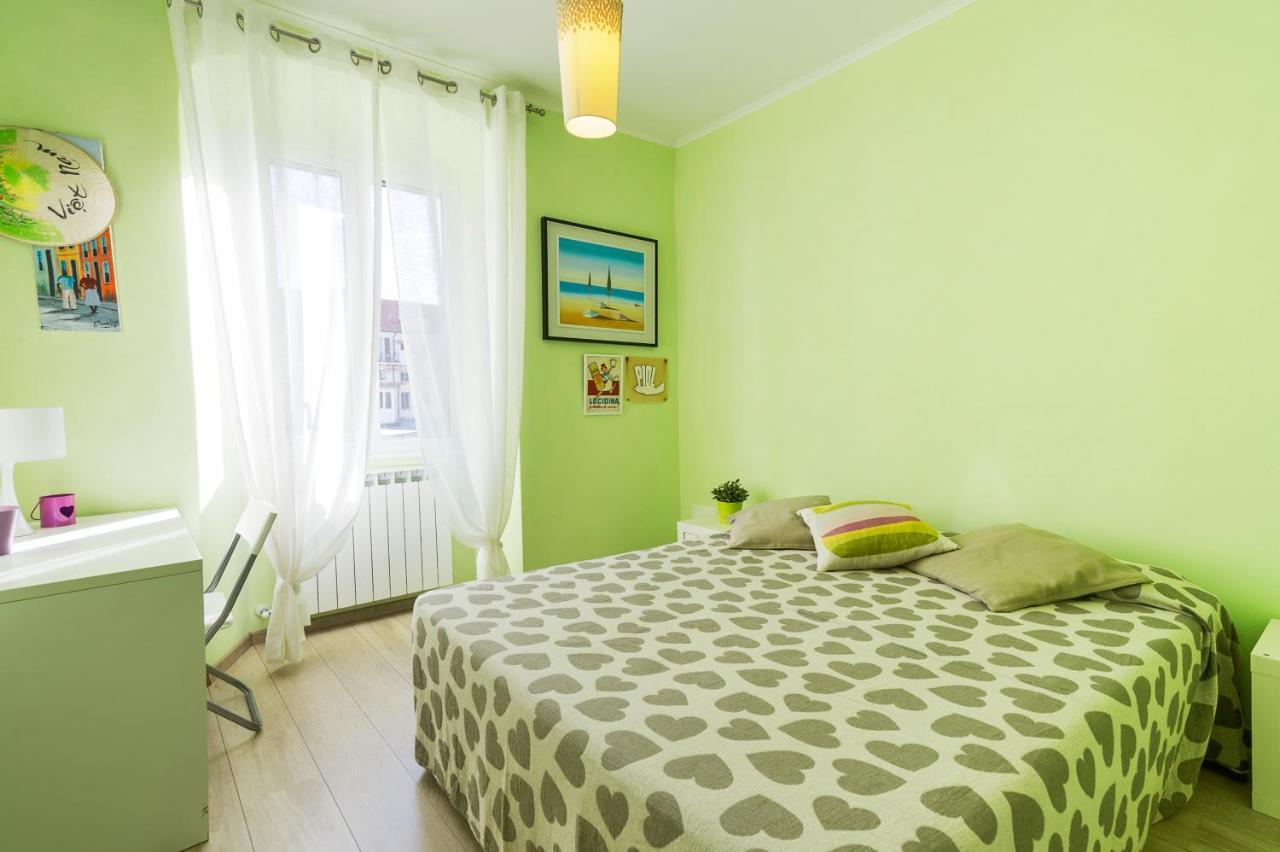 Casa Zaretta Apartment อิมเปรีอา ภายนอก รูปภาพ